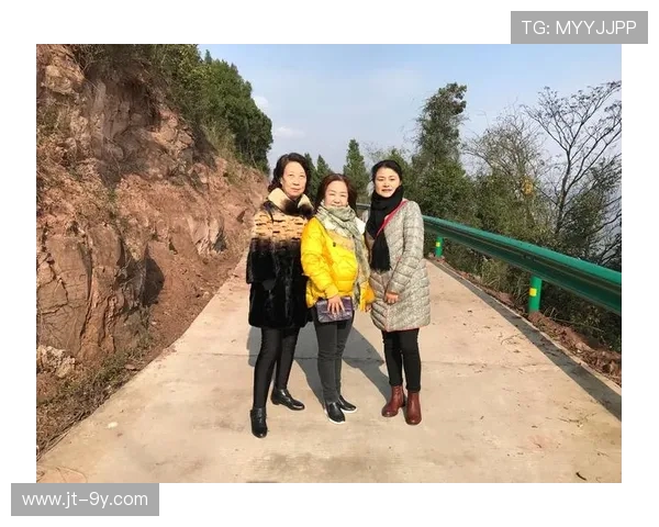 冬季寒冷导致皮质足球鞋变硬解决方法及保养技巧分享